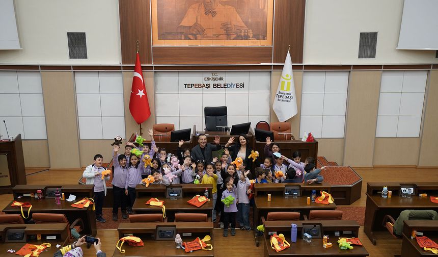 Tepebaşı’nda Geleceğin Yöneticileri Başkanlık Koltuğuna Oturdu