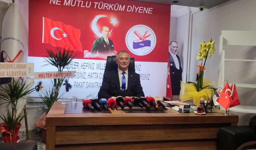 Eskişehir Berberler Odası’nda Devir Teslim