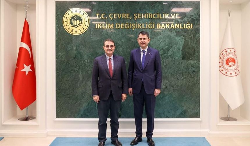 Milletvekili Dönmez’den Bakan Kurum’a Konut ve Dönüşüm Ziyareti