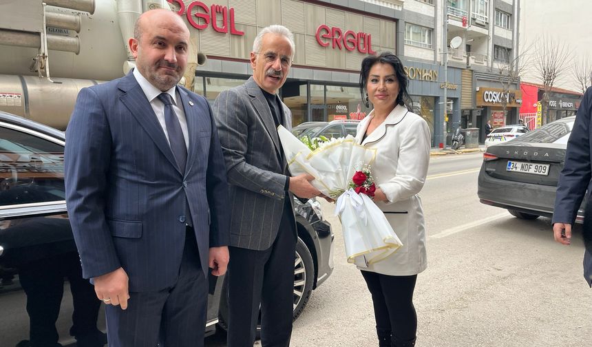 Uraloğlu AK Parti Eskişehir İl Teşkilatını Ziyaret Etti
