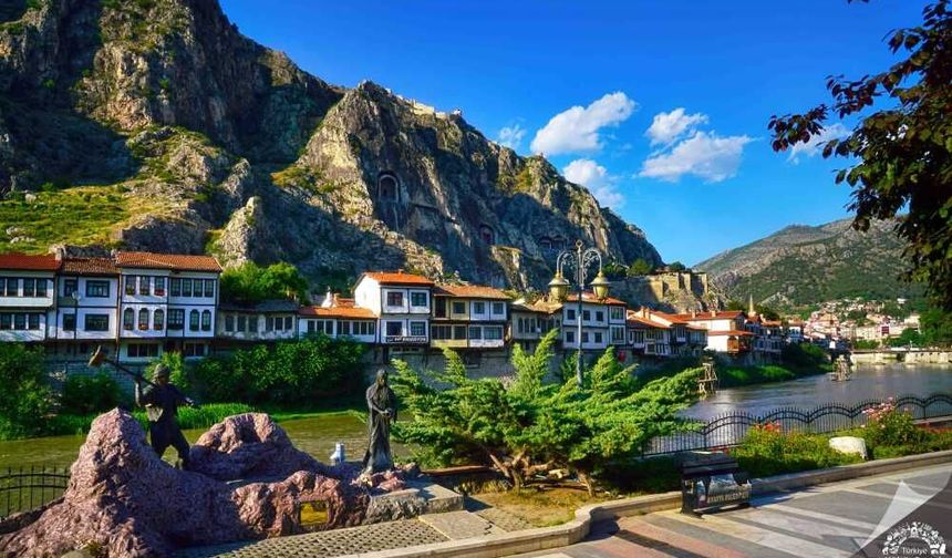 Yalıboyu Evleri Nerede?