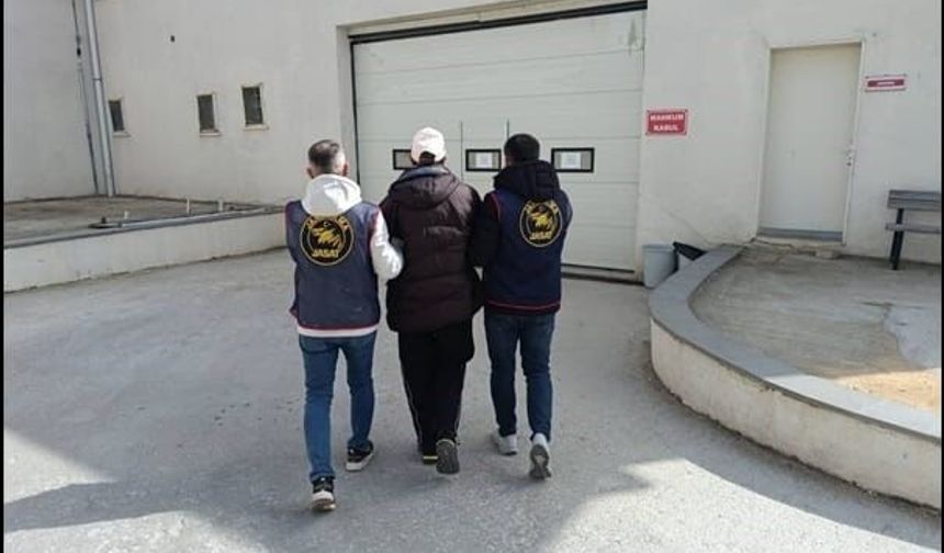 Eskişehir’de Firari Hükümlü JASAT’tan Kaçamadı