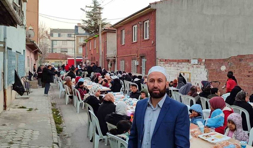 Hayırseverlerden Dev İftar Organizasyonu