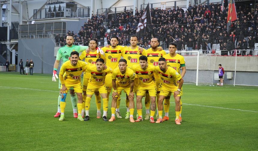 Eskişehirspor İzmir’den Puanla Döndü: 10 Kişiyle Büyük Direniş!