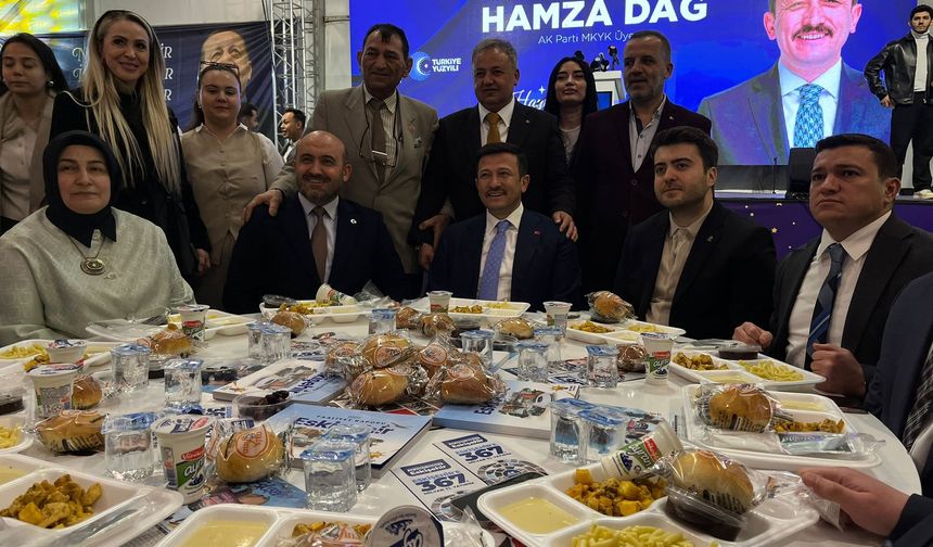 Ak Parti MKYK Üyesi Hamza Dağ Eskişehir’de İftar Sofrasında Konuştu