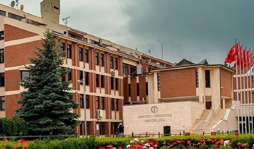 Anadolu Üniversitesi’nden Kadir Gecesi İftarı