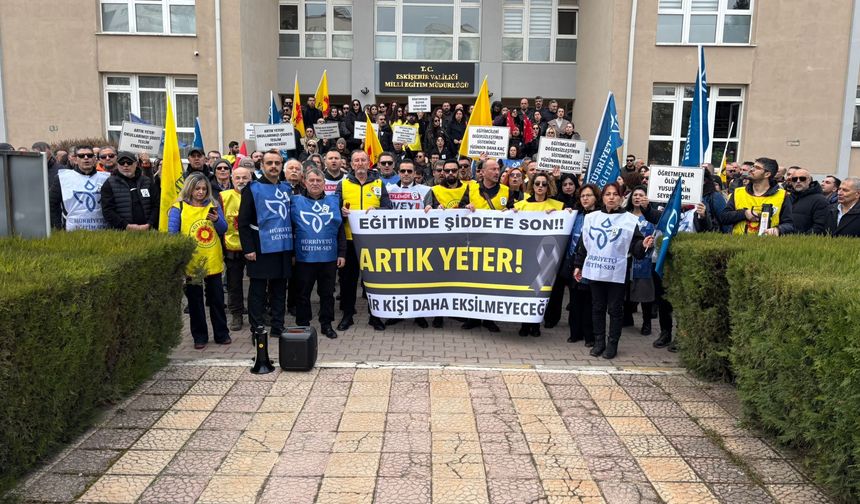 Eskişehir'de Eğitim Sendikaları Fatmanur Öğretmen İçin Yürüdü