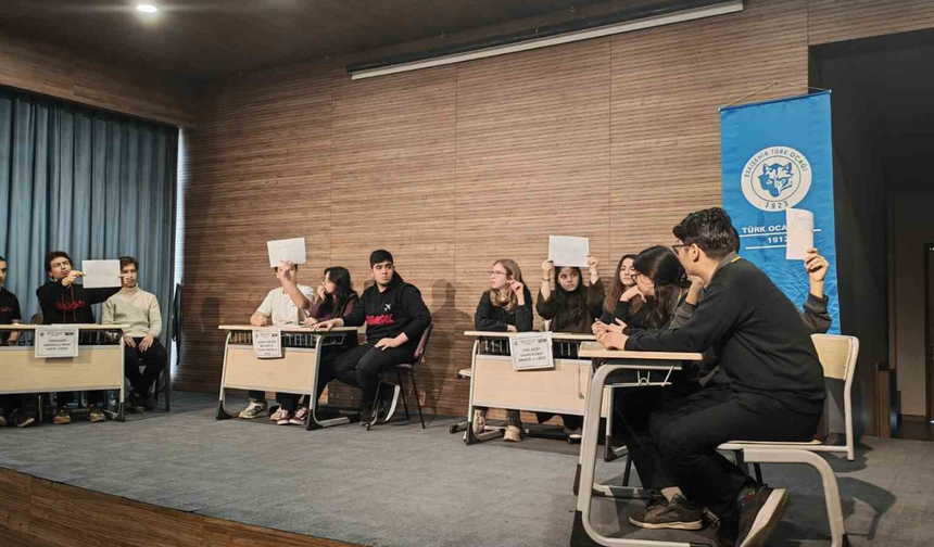 Eskişehir'de Türk Ocağı'nın Gerçekleşirdiği Yarışmanın İlk Turu Tamamlandı