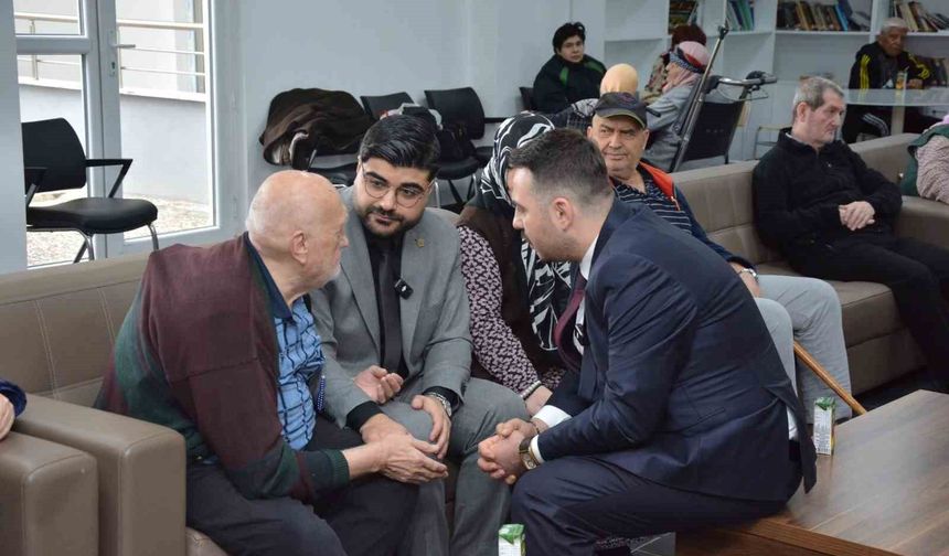 ESMİAD'dan Bayramda Gönülleri Isıtan Ziyaret