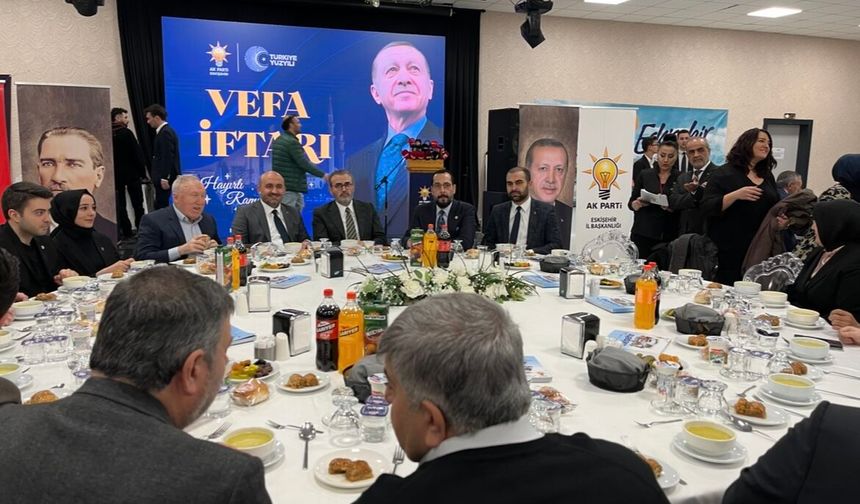 Mahir Ünal’a Eskişehir’de Vefa İftarı