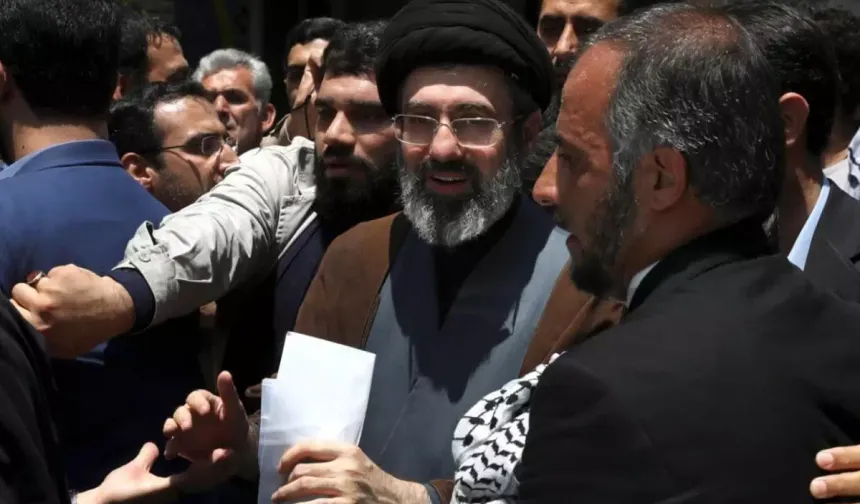 Mücteba Hamaney Kimdir? Ayetullah Ali Hamaney Oğlu mu? Bağlantısı Ne?