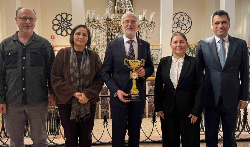 Tıp Bayramı Turnuvasında Başarı Ödüllendi