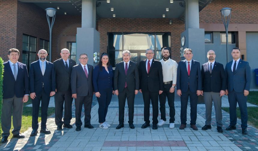 Vali Yılmaz, Eskişehir OSB’de Yatırımları İnceledi