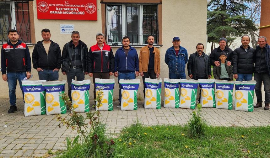 Beylikova’da çiftçilere yüzde 50 hibeli tohum desteği