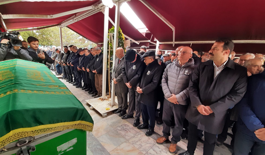 Sinem Dedetaş’ın Babası Eskişehir’de Defnedildi