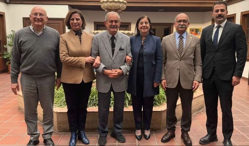 CHP Eskişehir Heyeti Büyükerşen’i Ziyaret Etti