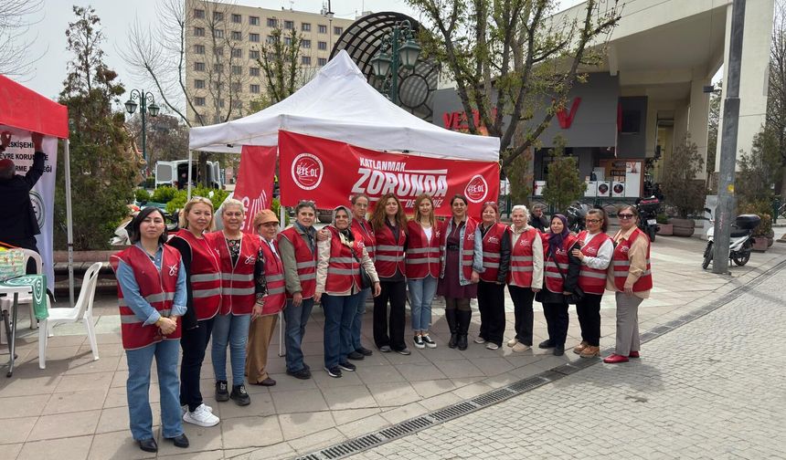 CHP Eskişehir Kadın Kolları’ndan Üyelik Kampanyası