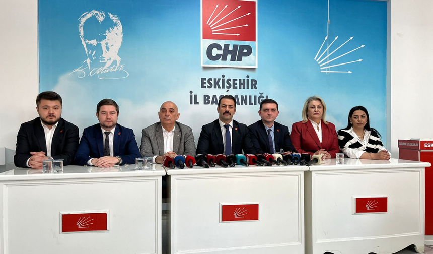 CHP’den Ayşe Ünlüce’ye Destek: Doğru Duvar Yıkılmaz