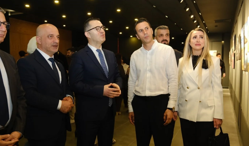 Eskişehir’de “Geçmişin İzinde” Sergisi Açıldı