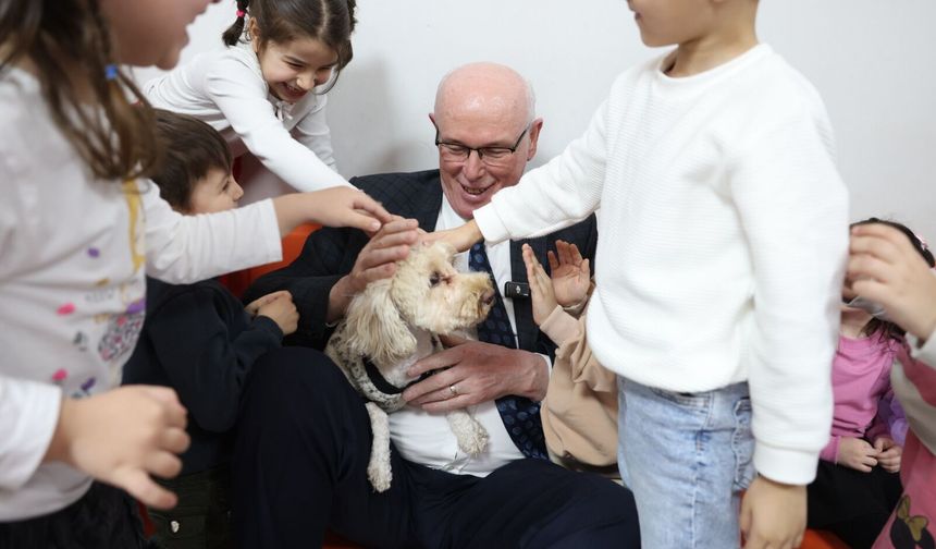 Eskişehir'de Minikler ve Sokak Hayvanları Buluştu