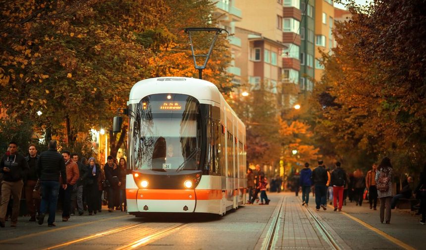 Eskişehir'de Tramvay Seferleri Durdu! İşte Sebebi