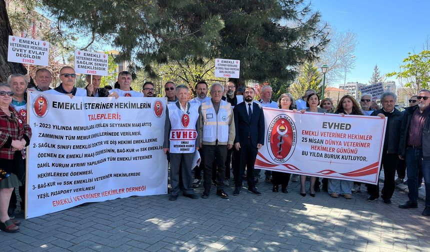 Eskişehir'de Veteriner Hekimler Maaş Adaleti İçin Meydandaydı