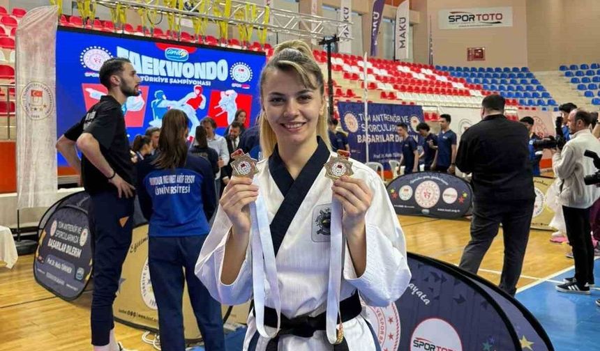 Eskişehirli Namağlup Gülsena’dan 22’nci Şampiyonluk Gururu