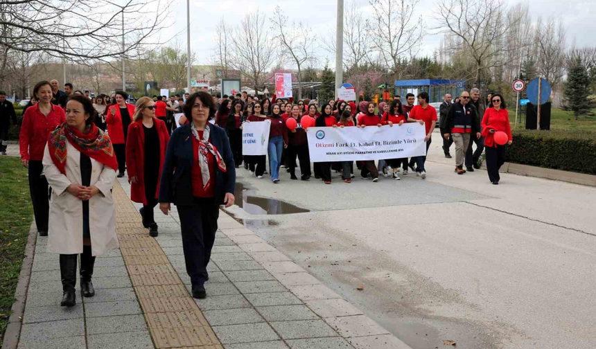 ESOGÜ’de Otizm İçin Farkındalık Yürüyüşü