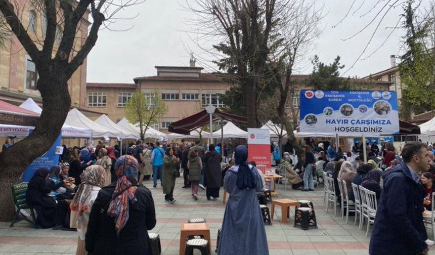 Hayır Çarşısı Genç Çiftlerin Geleceği İçin Kuruldu