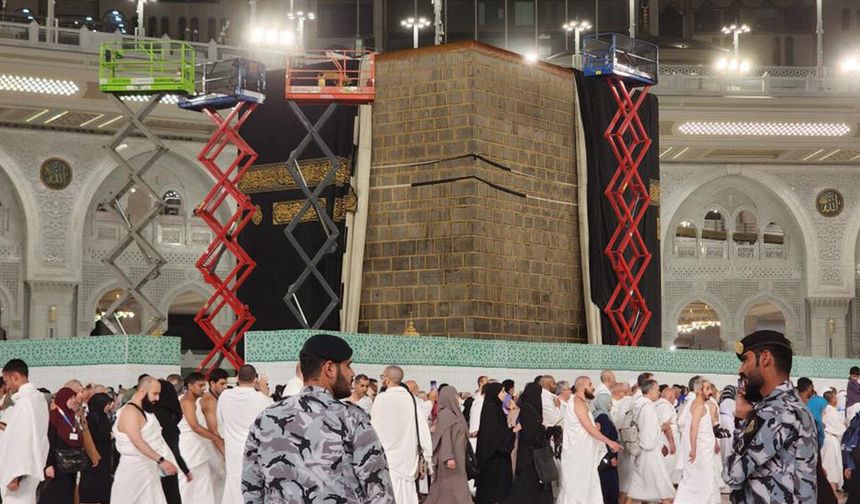 Kabe’nin Duvarları Açıldı: Bakım Çalışması Yapıldı