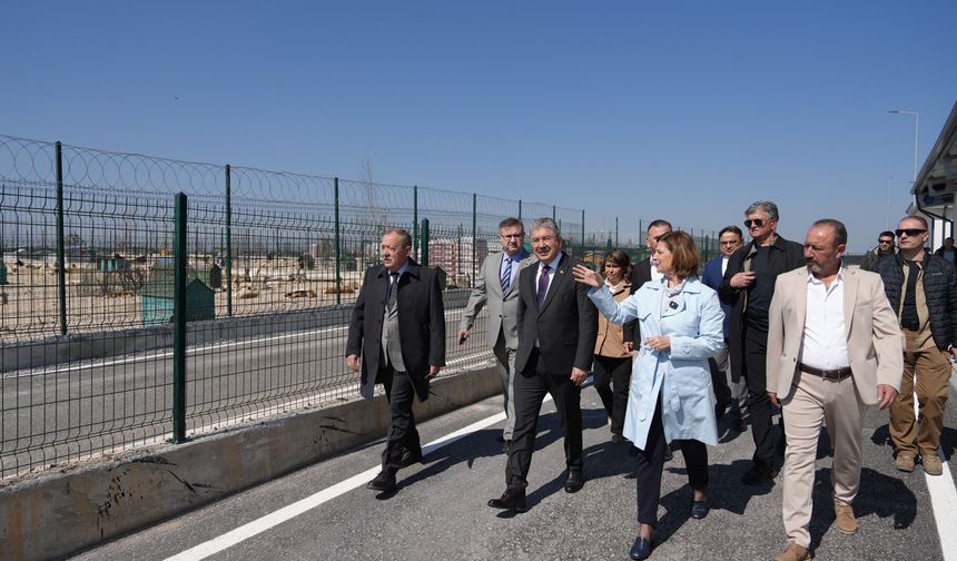 Eskişehir Protokolü Hayvan Bakımevini Ziyaret Etti