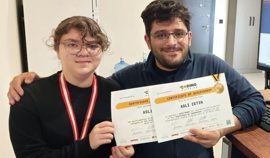 Türkiye'nin Gururu Aslı Çetin Dünya İkincisi Oldu!