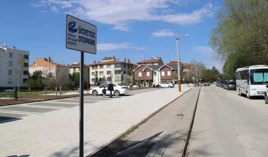 Eskişehir’de Trafik Çilesine Neşter! Ücretsiz Otopark Hamlesi Vatandaşı Rahatlattı
