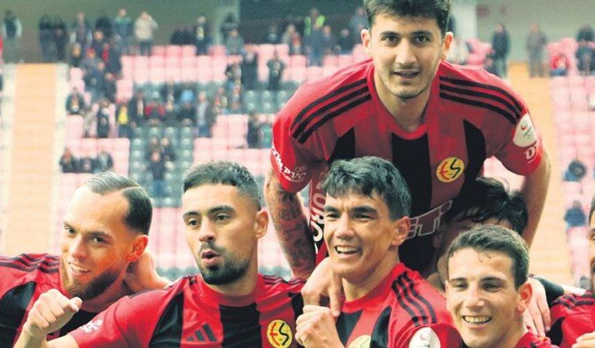Eskişehirspor Final Kapısını Zorluyor! Gözler 90 Dakikaya Kilitlendi