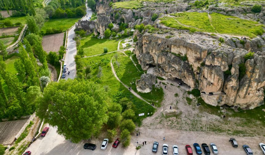 3 Bin Yıllık Frig Vadisi Bayramda Ziyaretçi Akınına Uğradı