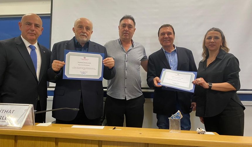 Anadolu'da Avni Ongurlar ve Mithat Körler öğrencilerle buluştu