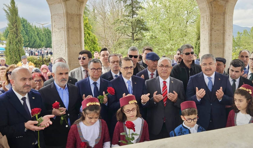 Yunus Emre Vefatının 705. Yılında Anıldı
