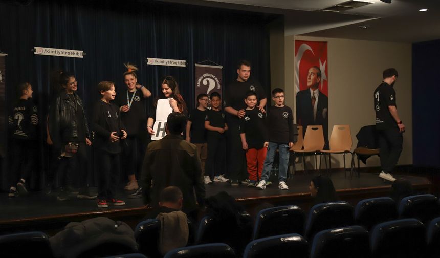 Eskişehir’de Amatör Tiyatrolara Sahne Desteği