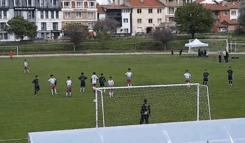 Eskişehir’de Fair Play Dersi: Küçük Futbolcudan Büyük Davranış