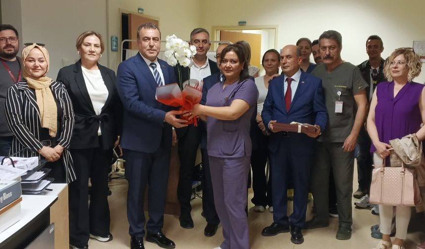Eskişehir’de MHP’den Hemşireler Günü ziyareti