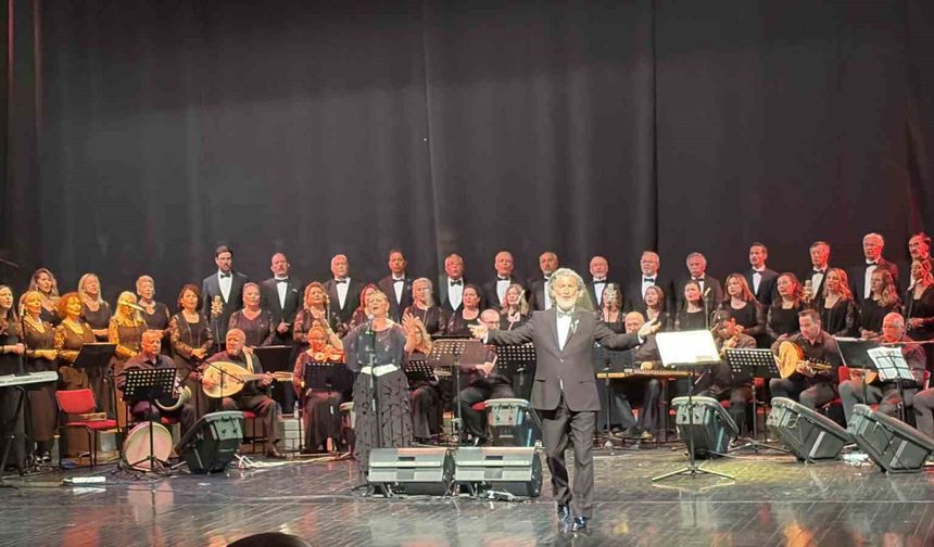 Eskişehir’de Nostalji Dolu Türk Sanat Müziği Gecesi