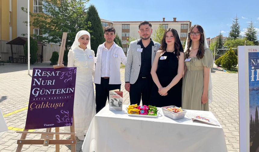 Eskişehir’de roman kahramanları yeniden hayat buldu