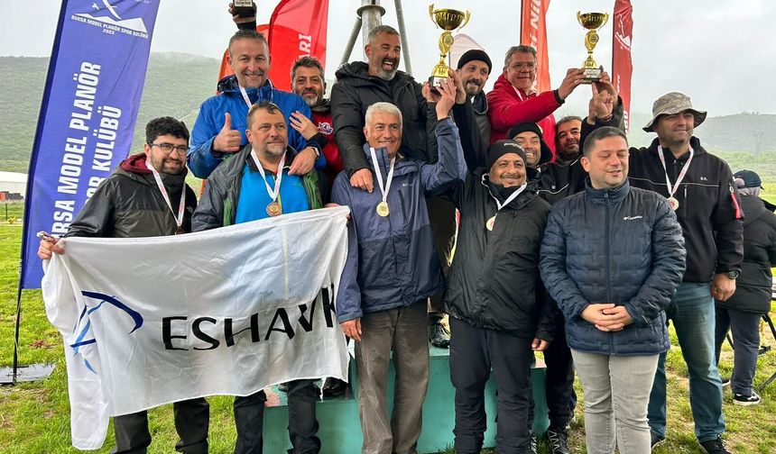 Hava Modelciliğinde Eskişehirli Sporcular Türkiye Şampiyonu Oldu