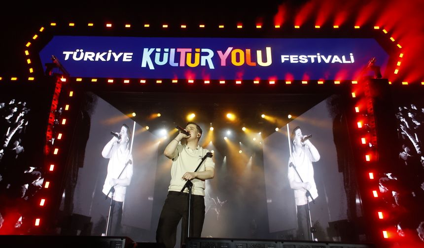 Kültür Yolu Festivali’nde Poizi Rüzgarı