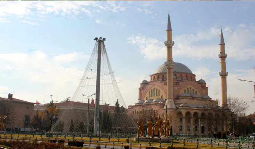 Bayram Namazı Saati ve Kurban Kesim Uyarıları Açıklandı