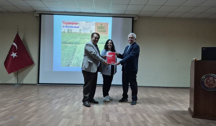 Mahmudiye’de Çiftçilere Hububat Hastalıkları Eğitimi Düzenlendi