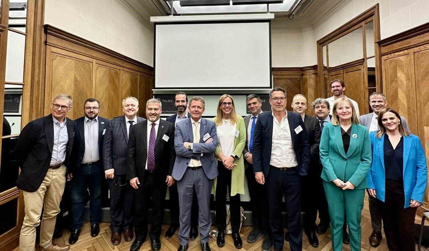 Rektör Adıgüzel Brüksel’deki Zirveye Katıldı