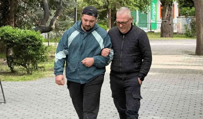 Temizlediği Aracında 2 Saat Uyudu, Ölümden Döndü