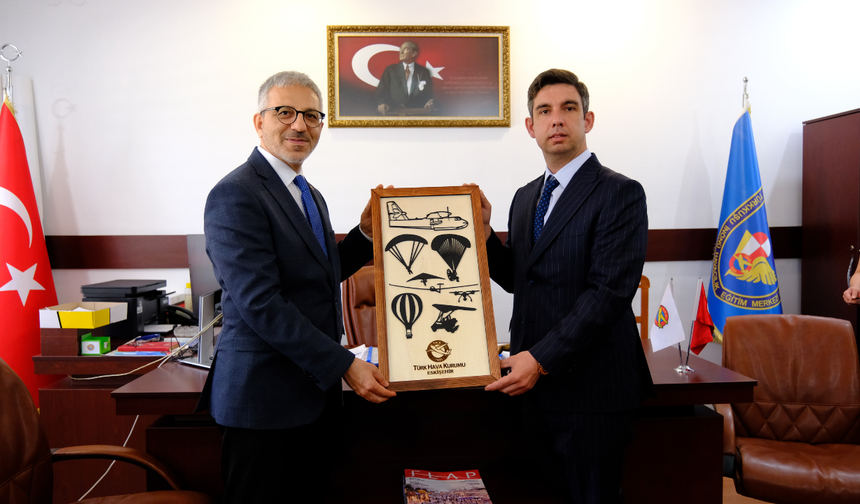 THK Personeline Başarı Belgeleri Verildi