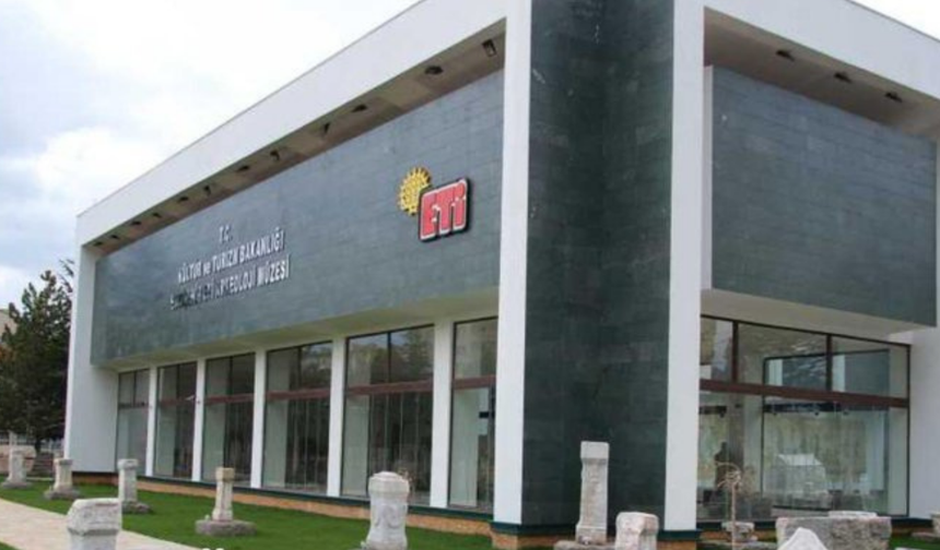 Vali Yılmaz, Müzeler Haftasını Kutlayan Mesaj Yayınladı